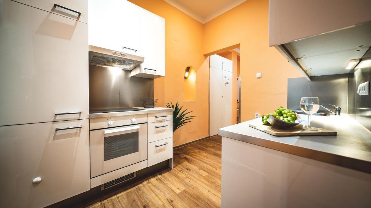 The Grand Royal 3Bdr Heart Of Old Town Apartamento Praga Exterior foto