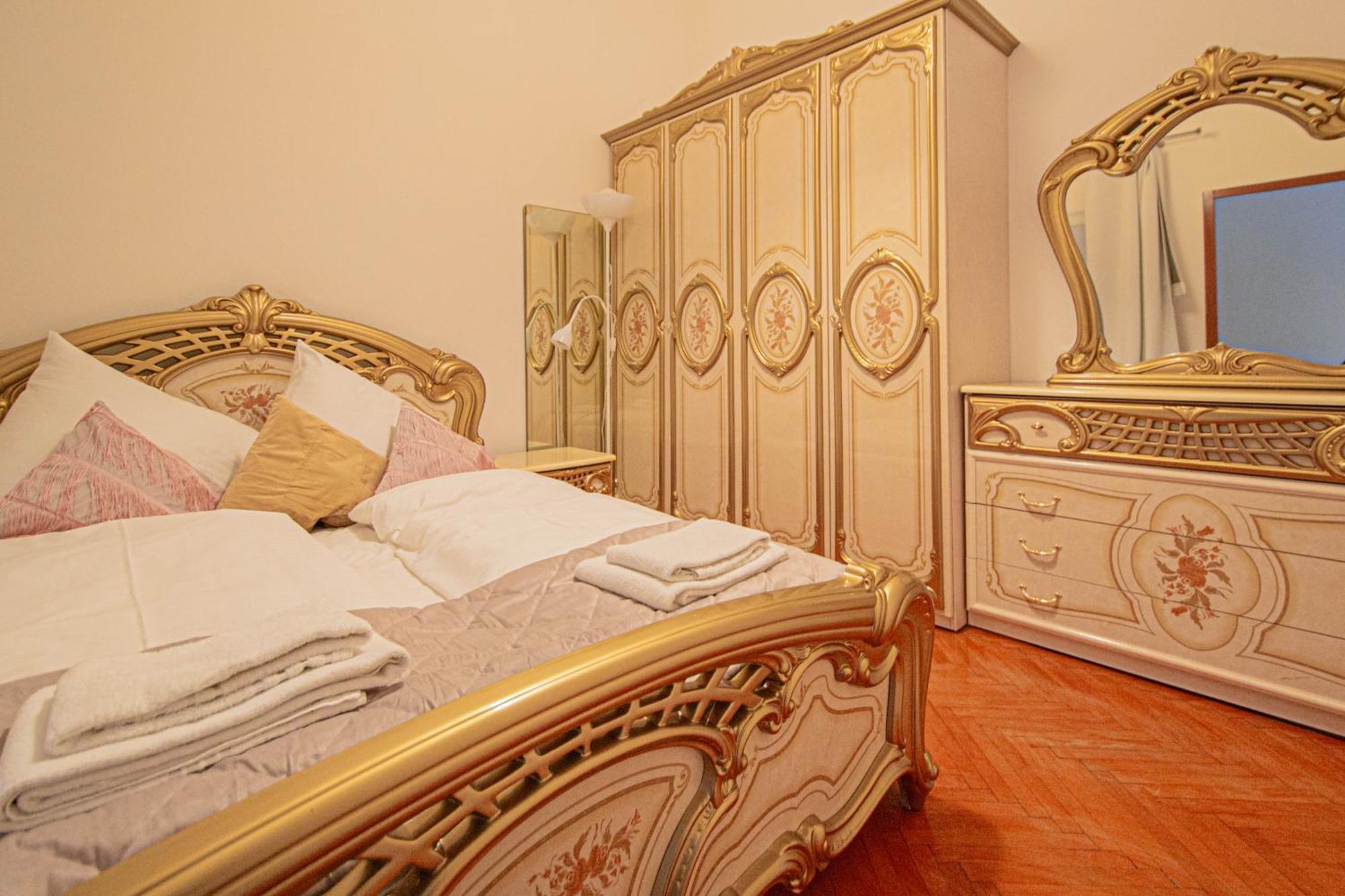 The Grand Royal 3Bdr Heart Of Old Town Apartamento Praga Exterior foto